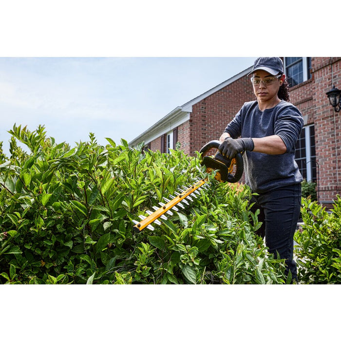 DeWALT DCHT870T1 60V FLEXVOLT 26" Brushless Hedge Trimmer Kit w/ 6Ah Battery