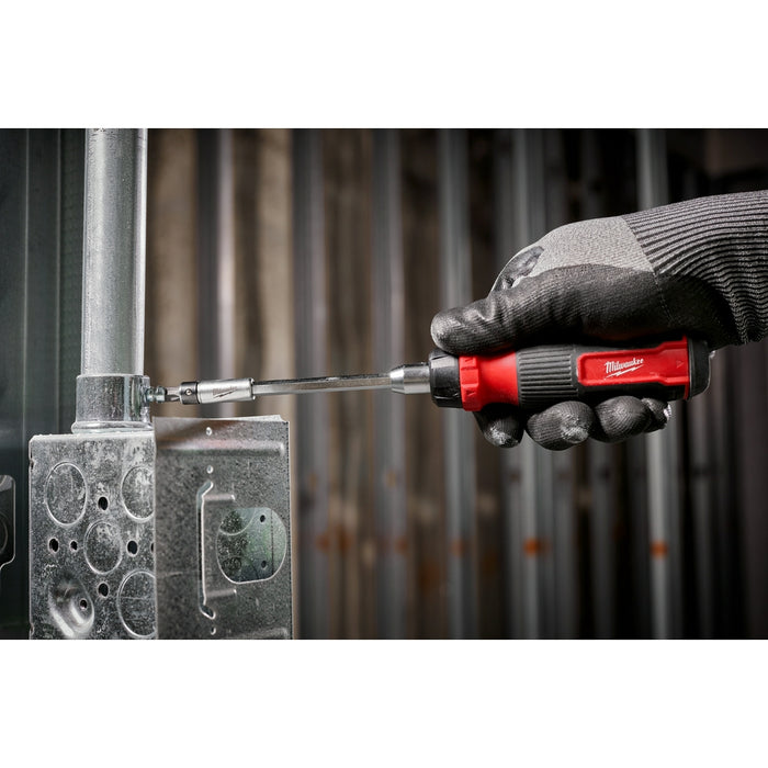 Milwaukee 48-22-2904 27-in-1 Versatile Ratcheting Multi-Bit Screwdriver